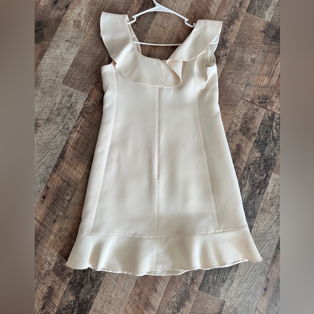 Valentino Elegant Cream Dress